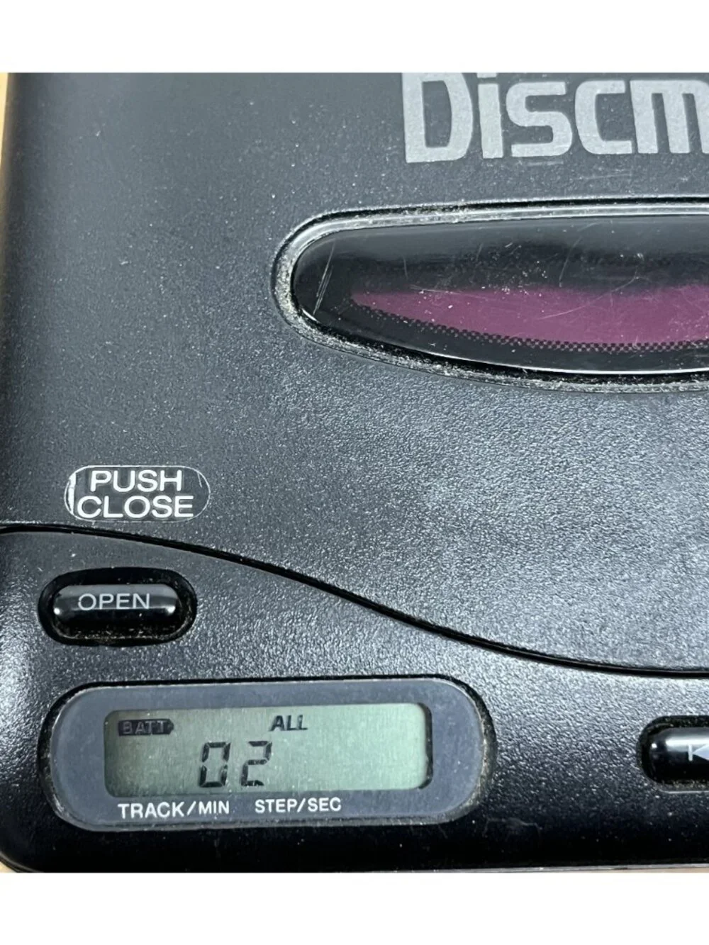 Sony Discman D-11 Mega Bass Portable CD Player 1991 Works